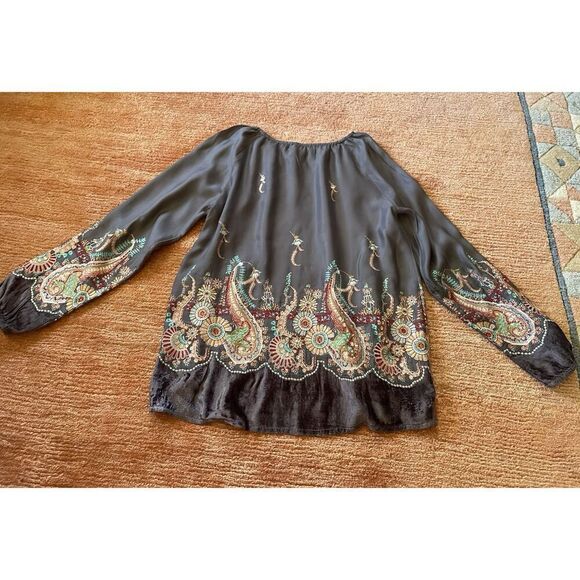 Sundance  Women’s 100 % CUPRO VELVET Boho embroidered Bell Sleeve Tunic XS - Picture 7 of 8